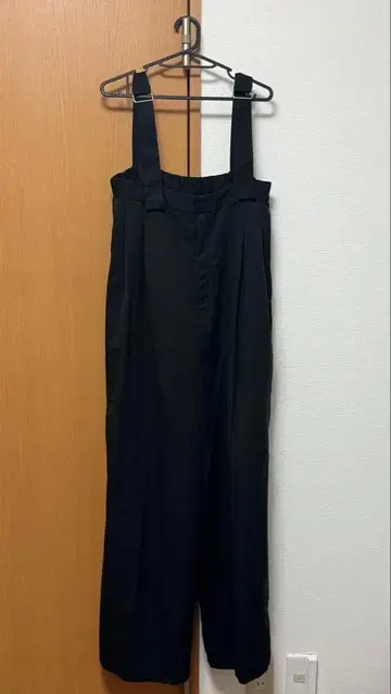 LVEU. 에스테르 트윌 벨트 살로펫(Ai select) / 블랙