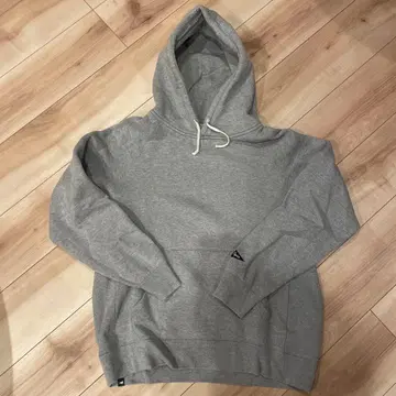 pilgrim surf supply 후드티 M 사이즈