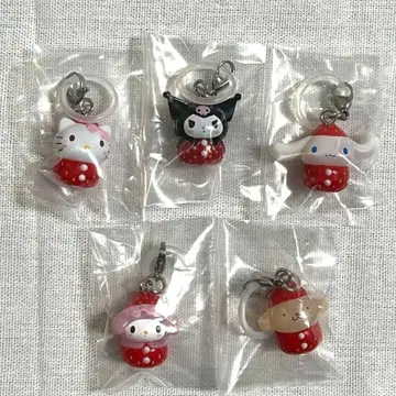 산리오 캐릭터즈 딸기 표시 액세서리 세미 컴프