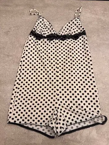 도트 룸웨어 라비쥬르