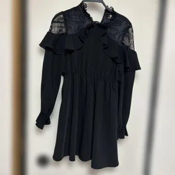 ROJITA 아시타카노 사이토 나기사 착용 원피스 긴팔ver