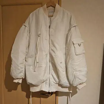 MAISON SPECIAL 화이트 MA-1 자켓