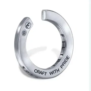 CAREERING neighborhood 이어커프 귀걸이