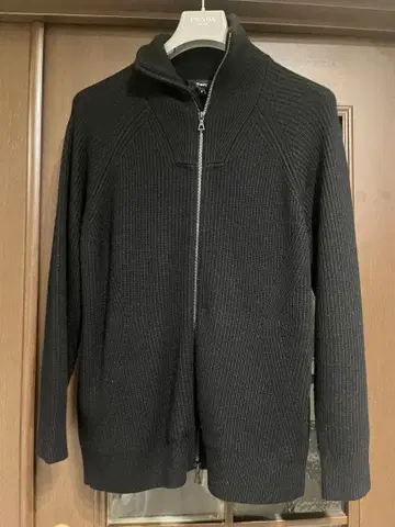 새상품급 Theory 블랙 니트 M