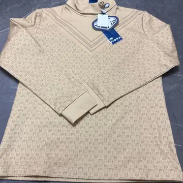 새상품 FIDRA 베이지 하이넥 셔츠 택 포함 새상품