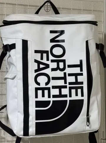 THE NORTH FACE 스퀘어 백팩 화이트