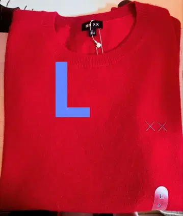 택 포함 미사용 새상품 유니클로 카우스 윈터 캐시미어 크루넥 스웨터