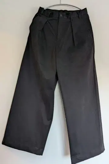 BEAMS 블랙 와이드 팬츠 M 사이즈