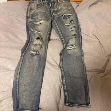 데미지 가공 슬림핏 데님