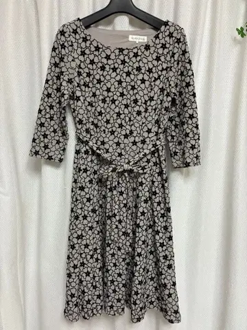 HARMONICA 꽃무늬 7부 소매 원피스