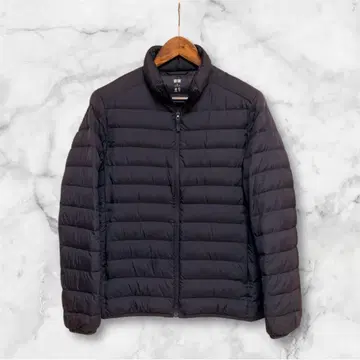 [ UNIQLO ] [ 울트라 라이트 다운 ] [ M ] [ 네이비 ]