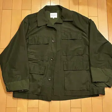 THE SHOP TK 올리브 그린 밀리터리 자켓