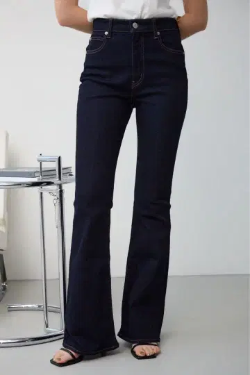 새상품급 AZUL 데님 플레어 데님 플레어 팬츠 청바지 M 사이즈