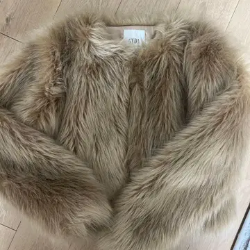 GYDA 인조 모피 숏 자켓 베이지