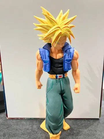 재도색 드래곤볼 트렁크스 피규어 출진