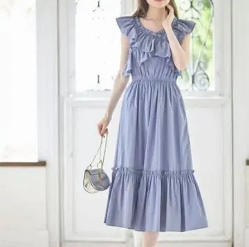 [완판템] tocco closet 프릴 달린 크로스 카슈쿨 맥시 원피스