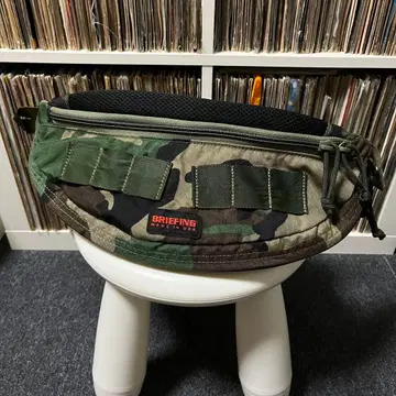 BRIEFING FLIGHT LIGHT ARCH made in USA