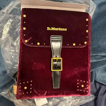 닥터마틴 미니 백팩 체리 레드