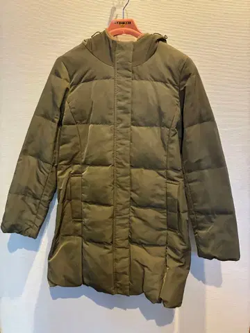 카키 다운 사이즈 M 이노웨이브