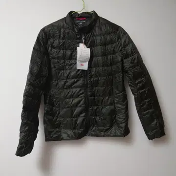 유니클로 이네스 콜라보 울트라 라이트 다운 L