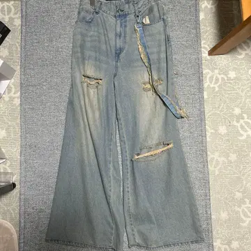 VELNUS 데미지 가공 와이드 레그 데님