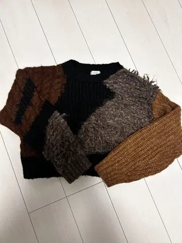 빈티지 라이크 풀오버 로리즈팜