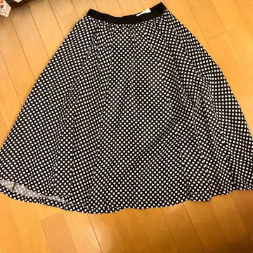 물방울 패턴 플레어 스커트 M 사이즈