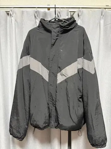 나일론 자켓 블랙 스트라이프 디자인 리버서블