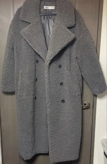 ZARA 더블 브레스트 페이크 보아 코트