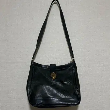 Delicato 블랙 가죽 숄더백 데리카토