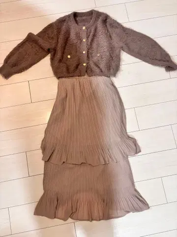 [ 새상품 ] CENEA 핑크 브라운 샤기 니트 플리츠 스커트 셋업