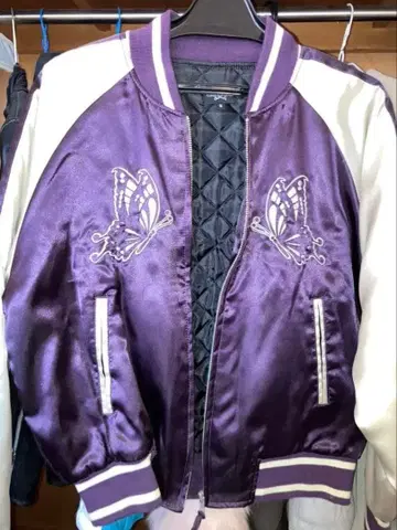 덤플래퍼 LAW OF JANGLE 나비 자수 스카잔 S