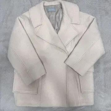 JILL by JILL STUART 화이트 피코트