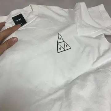 HUF 화이트 티셔츠 M