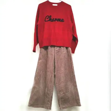 [코디 판매] W closet 브라운 와이드 팬츠와 레드 로고 스웨터 M