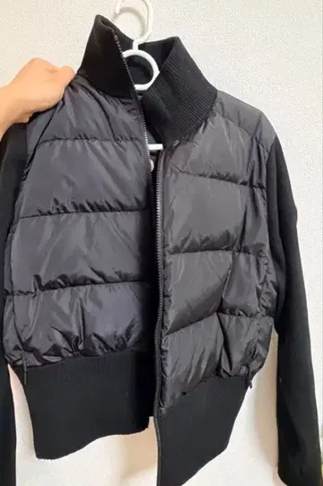 Canada Goose 블랙 다운 자켓 M