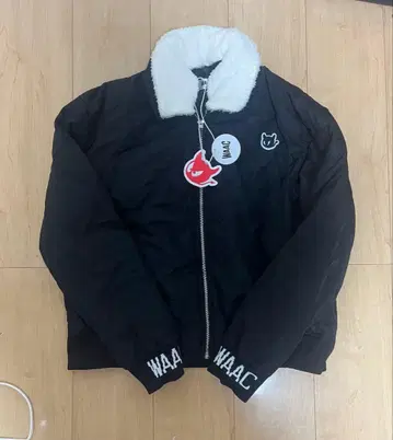 [ 새상품 ] WAAC 퀼팅 블루종 블랙