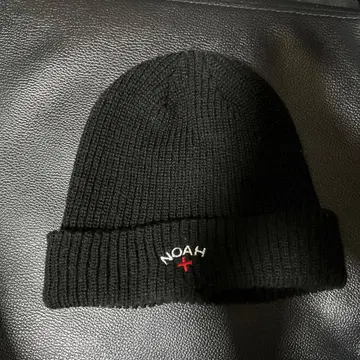 NOAH 블랙 니트 모자