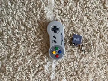 닌텐도 뮤지엄 슈퍼 패미컴 키링