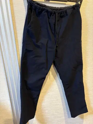 quadro 라이트 몰스킨 스웨이드 스트레치 이지 팬츠 네이비