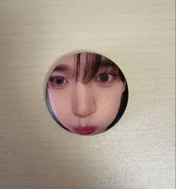 ZB1 유진 쿠션 캔뱃지