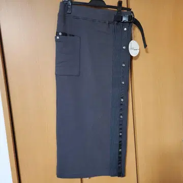 야마다야 LASUD ACTIVE 차콜 그레이 내로우 스커트