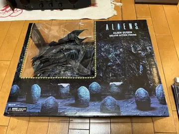 NECA 네카 에이리언 퀸 디럭스 액션 피규어