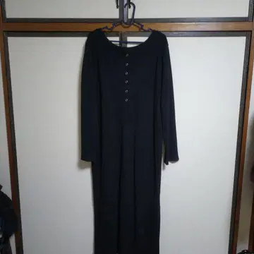 지라 리브 롱 원피스 블랙