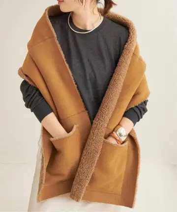 plage ASTON LEATHER/아스톤 레더 리얼 무스탕 스톨