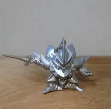 장비신 사이바스타 (실버 ver) 키링