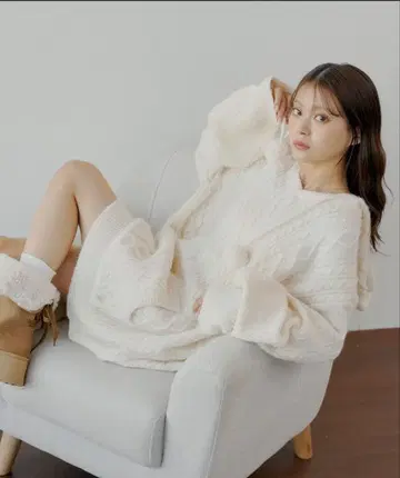 chico 후드 케이블 미니 니트 원피스