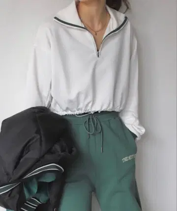 SHAGGIE 샤기 하프 집업 맨투맨