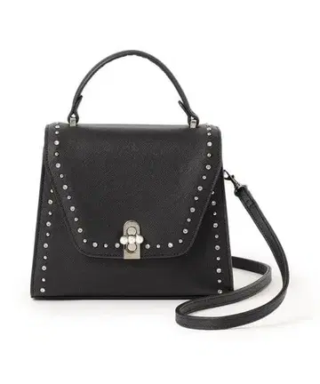 TO BE CHIC 스터드 부착 숄더백 미사용 새상품