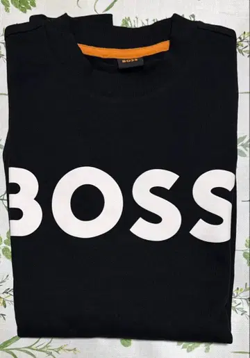 HUGO BOSS 미사용 새상품 남성용 맨투맨 트레이닝복 M